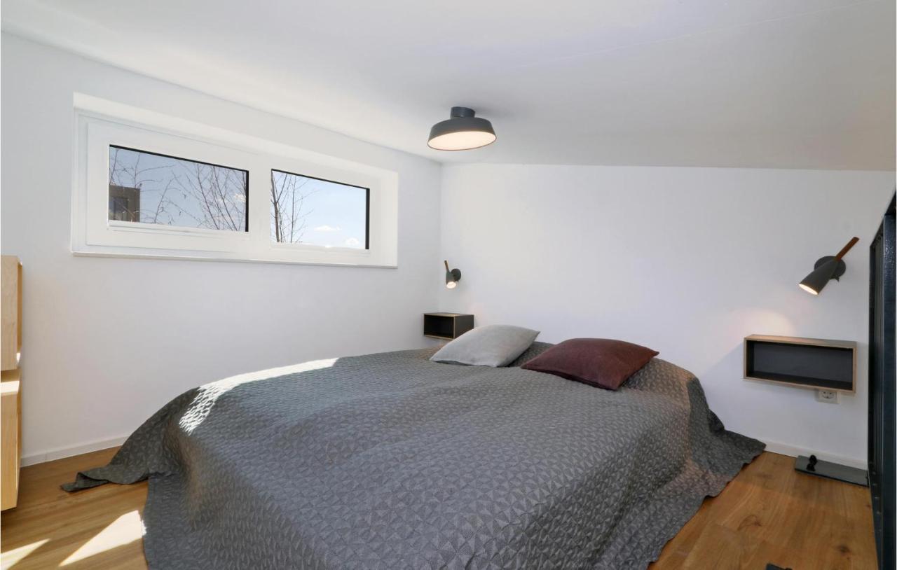 Stunning Home In Lembruch-Duemmer See With Sauna Εξωτερικό φωτογραφία